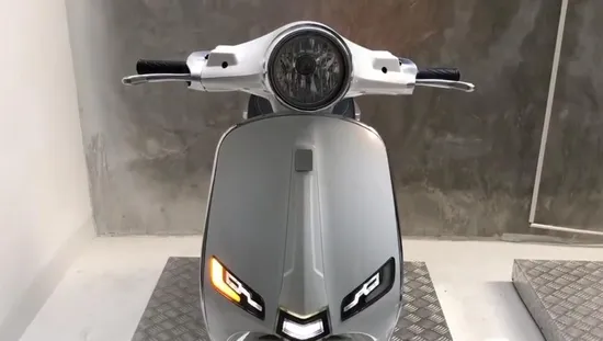 2022 Hot Selling Electric Scooter 1000W 60V Vespa CKD Electric Motorcycle for Adult